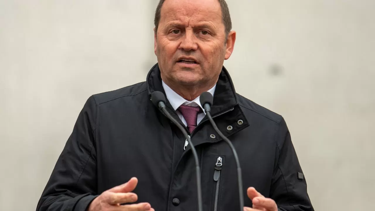 20220317_bergabe_bbbmaterial_5.jpg