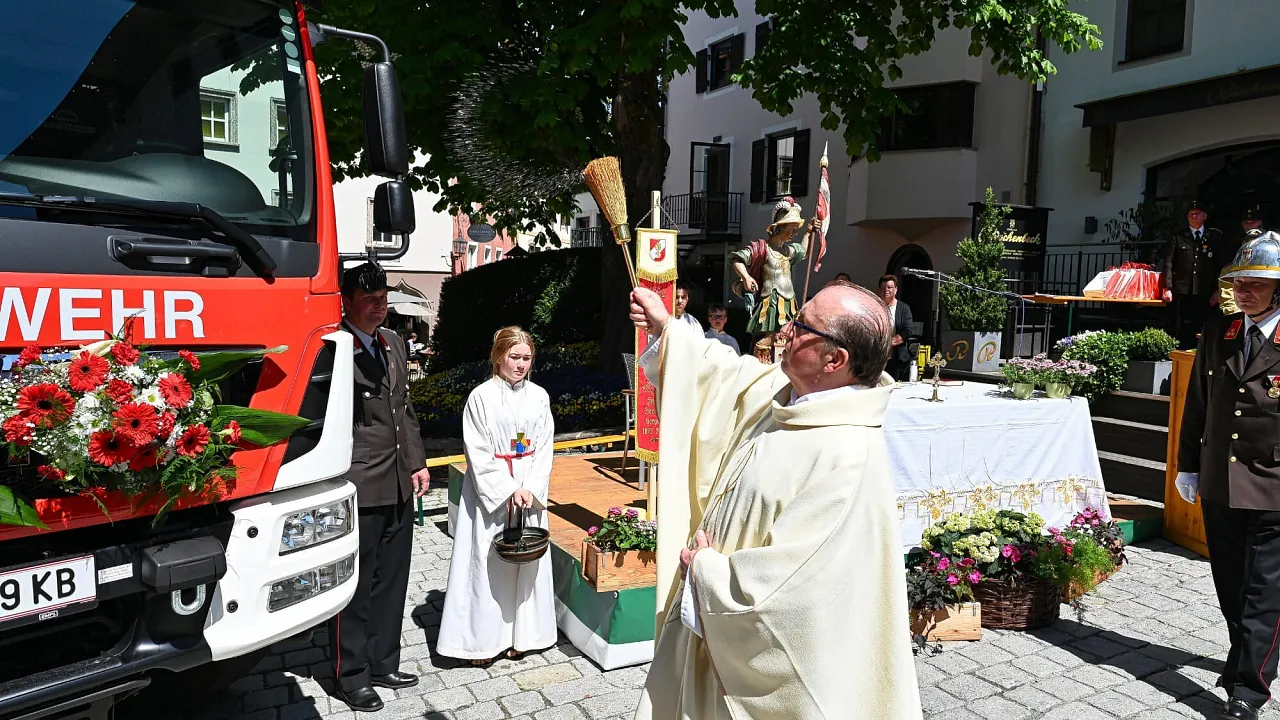 20220515_fahrzeugsegnung_kitz_6.jpg