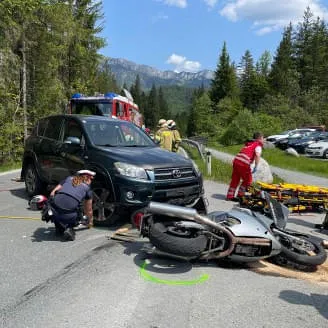 VU-PKW-Motorrad-in-St.-Ulrich