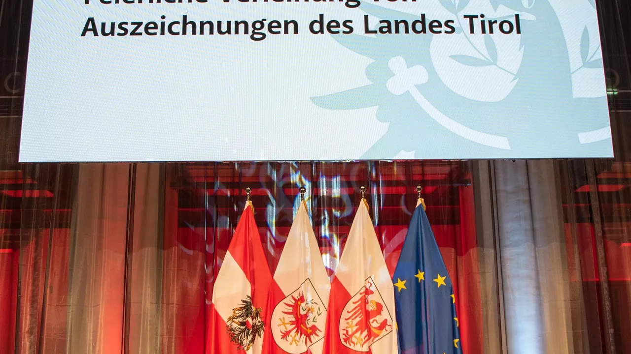 20210815_landesauszeichnungen_hoher_frauentag027_1.jpg