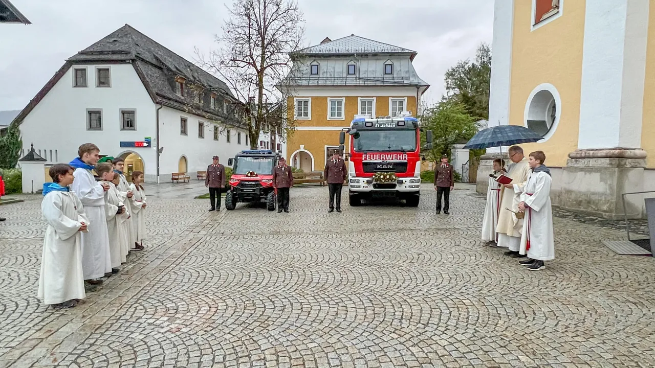 20220430_fahrzeugsegnugn_st._johann_5.jpg