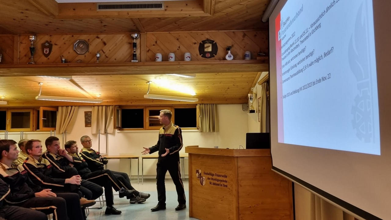 20220914_kdtdienstbesprechung_5.jpg