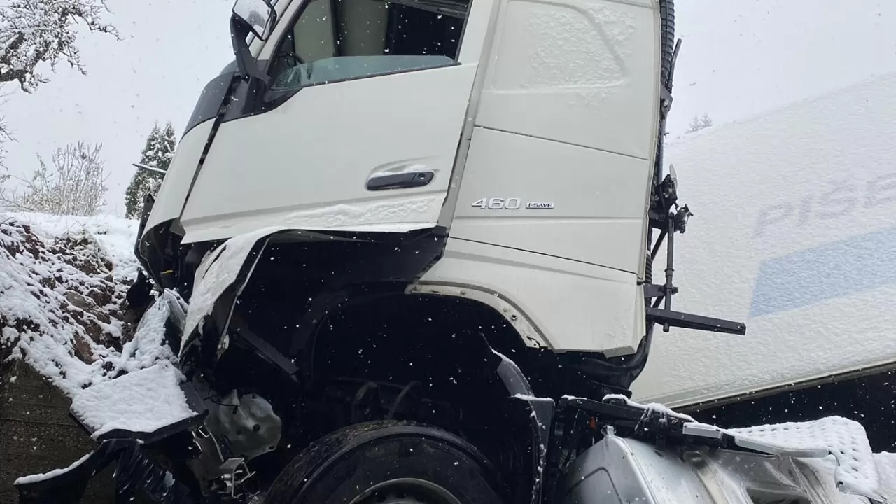 20221122_lkwunfall_fieber_9.jpg