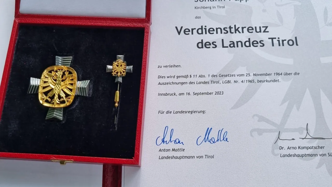 20230916_verleihung_verdienskreuz_11.jpg