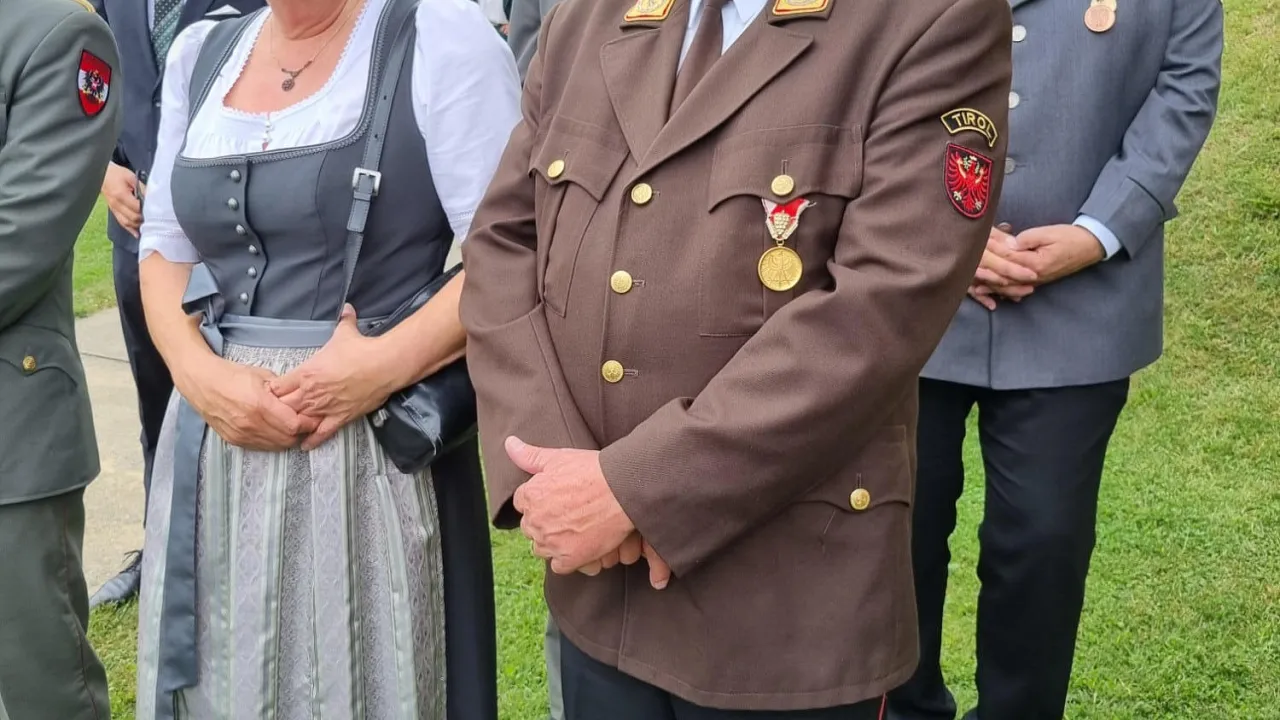 20230916_verleihung_verdienskreuz_3.jpg