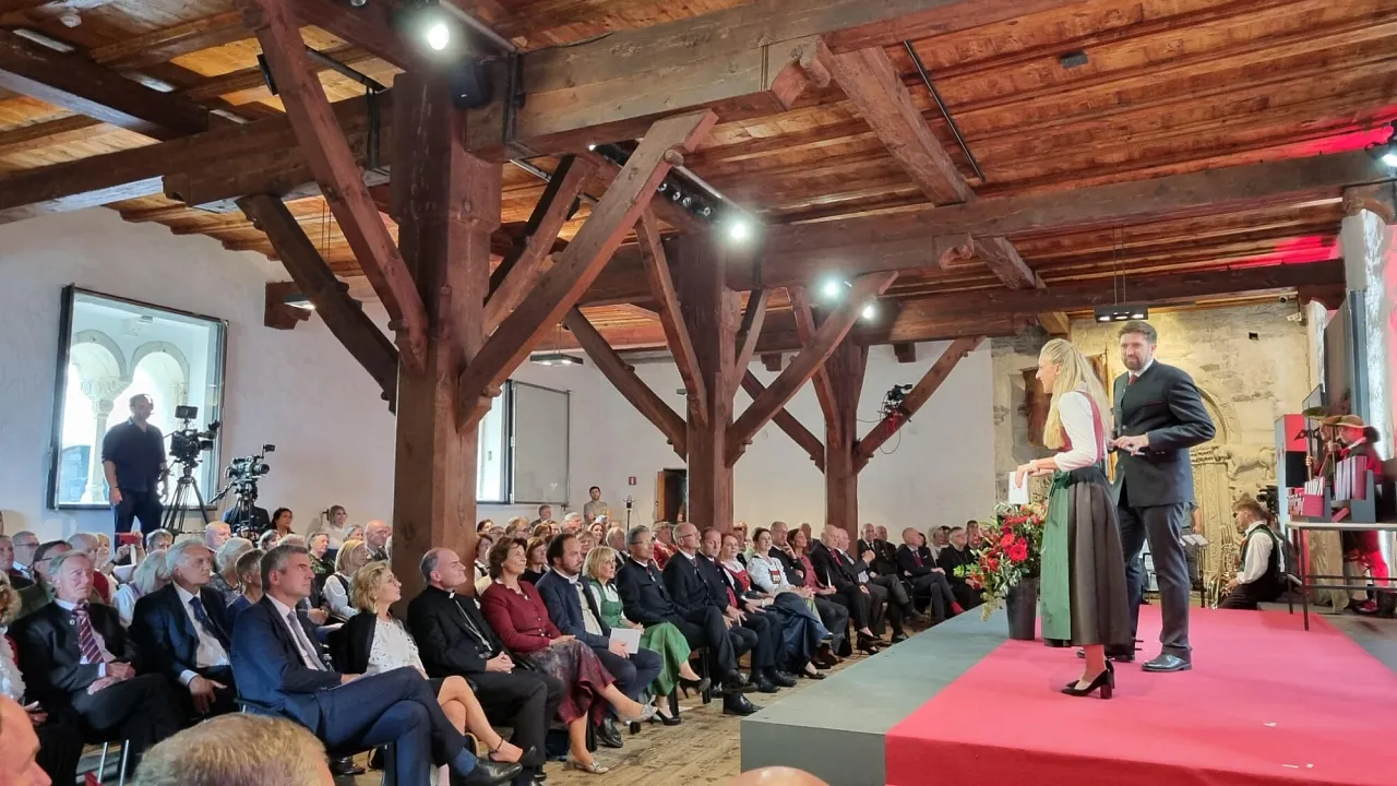 20230916_verleihung_verdienskreuz_4.jpg