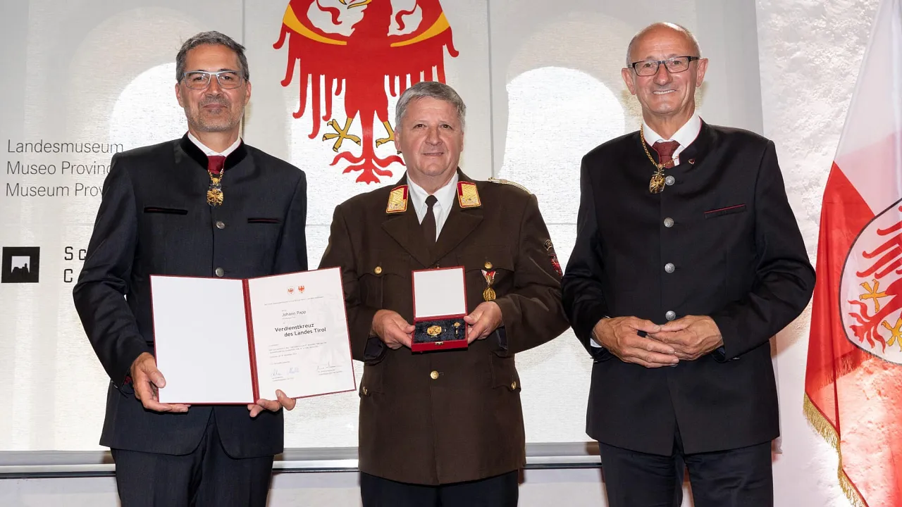 20230916_verleihung_verdienskreuz_7_1.jpg
