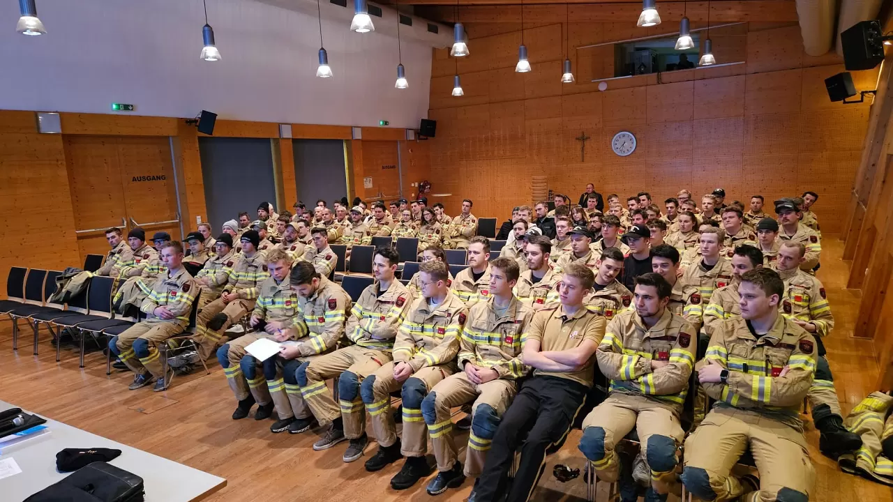 20241127_vrschulung_kirchdorf_3.jpg