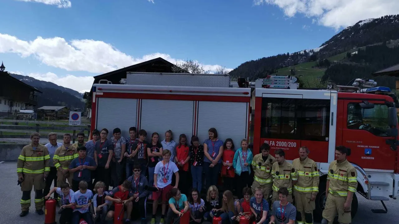 besuch_mittelschulen_20190430_1.jpg