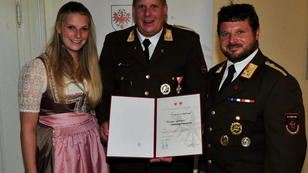 ehrung_schipflinger_3.jpg