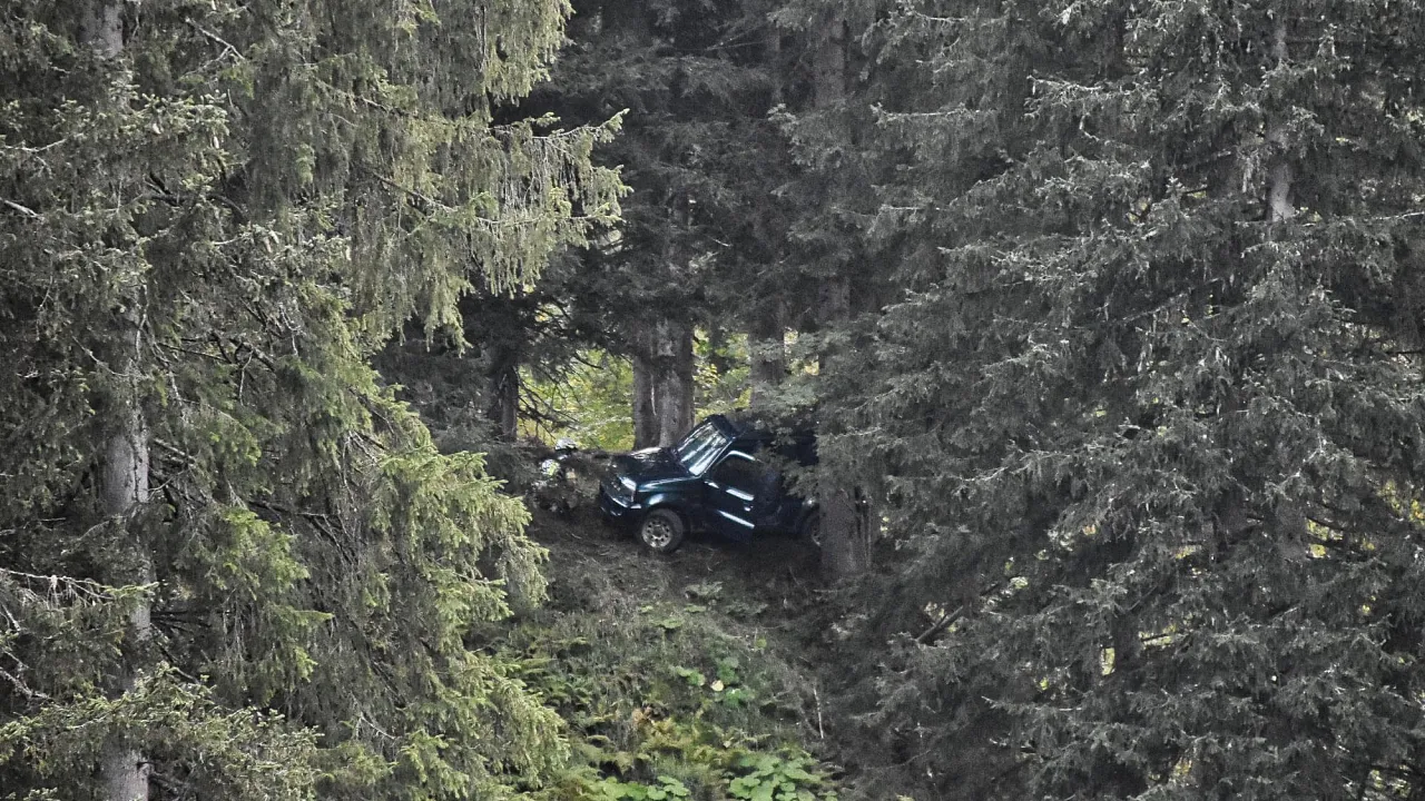 fahrzeugabsturz_kitz_20200917_1.jpg
