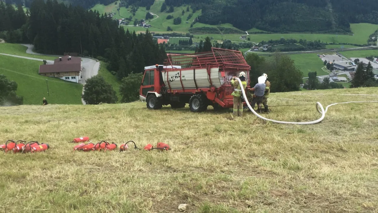 fahrzeugbrand_brixen_2.jpg