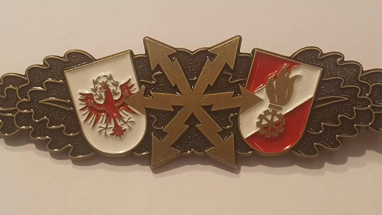 fula_bronze_2.jpg