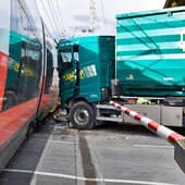 VU-LKW-Bahn-in-Kitzbuehel