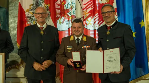 Auszeichnung-fuer-BFI-Bernhard-Geisler