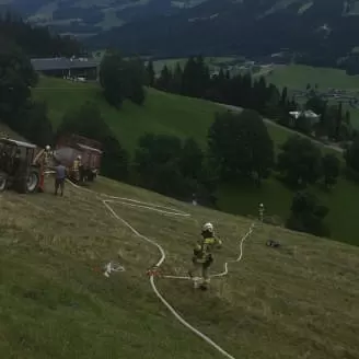 Fahrzeugbrand-in-Brixen