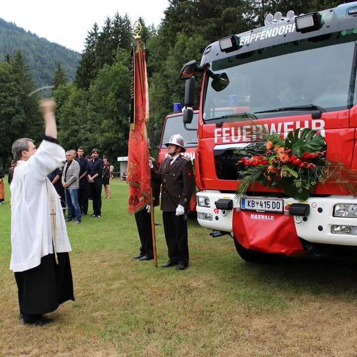 Fahrzeugsegnung-in-Erpfendorf